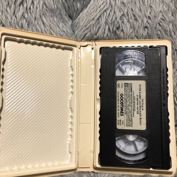The Tale of Peter Rabbit and Benjamin Bunny (VHS, 1993) - Picture 8 of 10